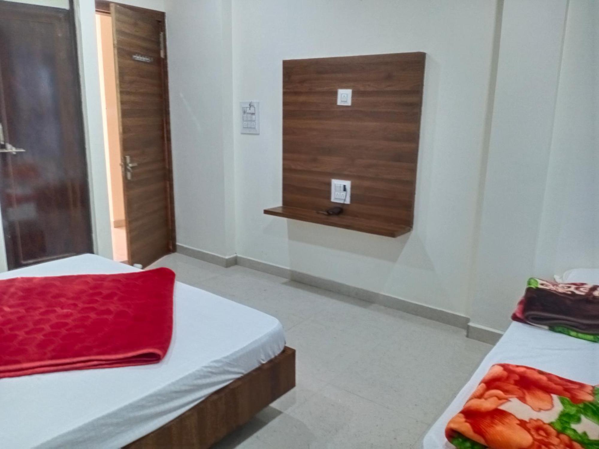Hotel Soham Palace Ujjain Zewnętrze zdjęcie